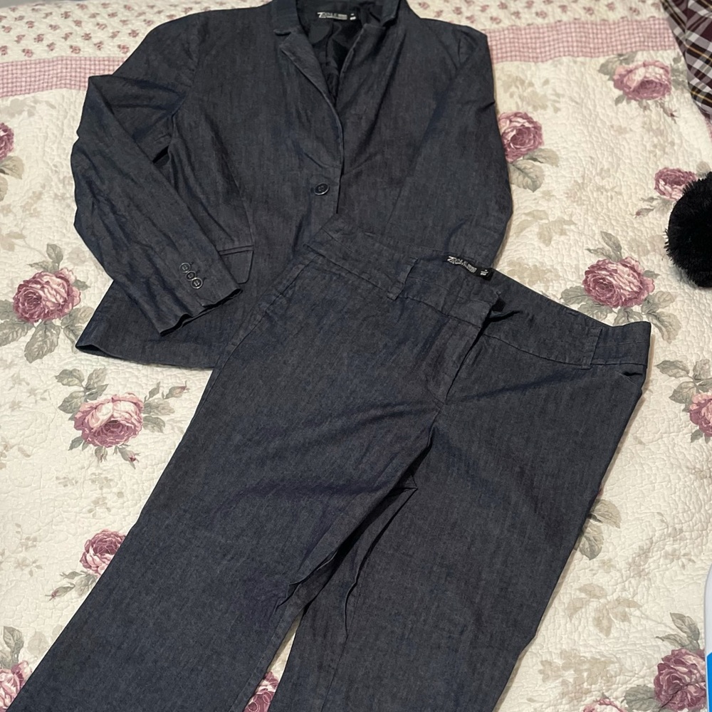 New York & Company Women’s business suit size 14, blue denim color